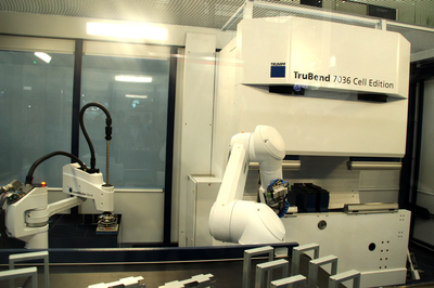 2017深圳機械展開幕 機器人自動化彰顯智能制造魅力